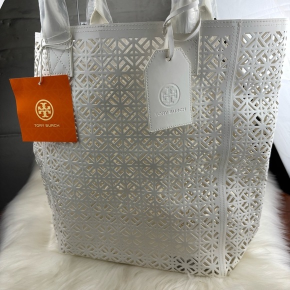 NWT TORY BURCH WHITE CUT-OUT PATENT TOTE SHOULDER BAG - Picture 1 of 9